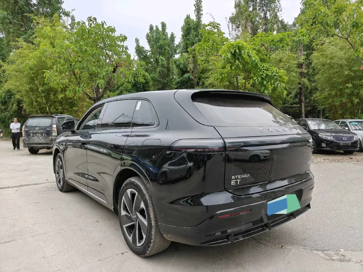 2024 Exceed Sterra ET REEV 156HP REEV 32KWH,autocango,china used car exporter,china ev exporter,chinese used car exporter,chinese used ev exporter