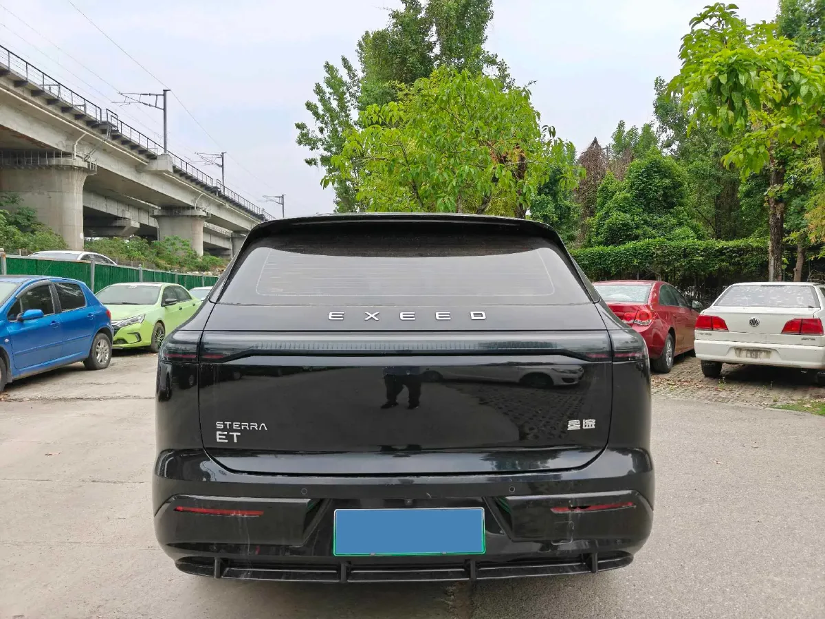 2024 Exceed Sterra ET REEV 156HP REEV 32KWH,autocango,china used car exporter,china ev exporter,chinese used car exporter,chinese used ev exporter