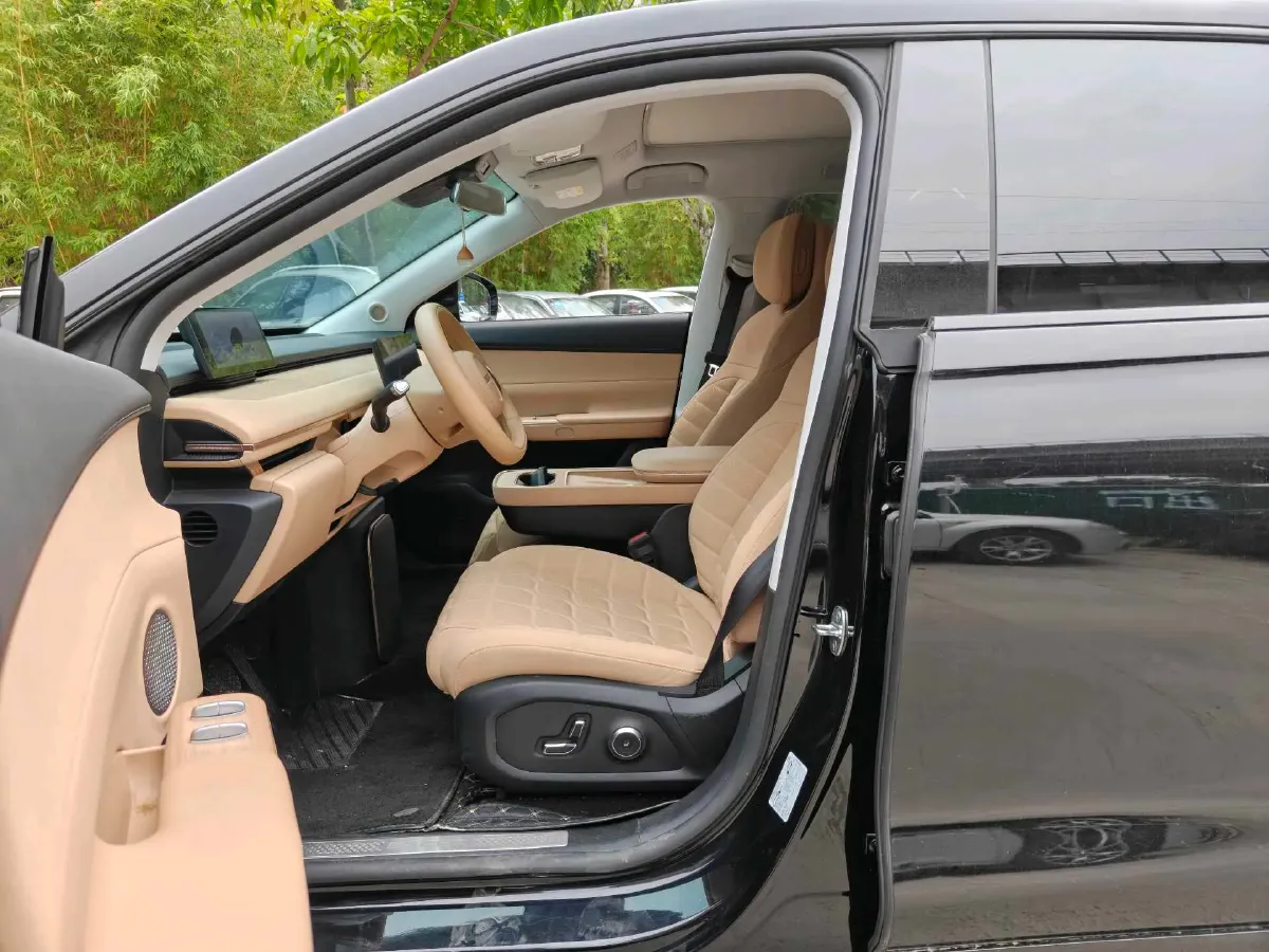 2024 Exceed Sterra ET REEV 156HP REEV 32KWH,autocango,china used car exporter,china ev exporter,chinese used car exporter,chinese used ev exporter