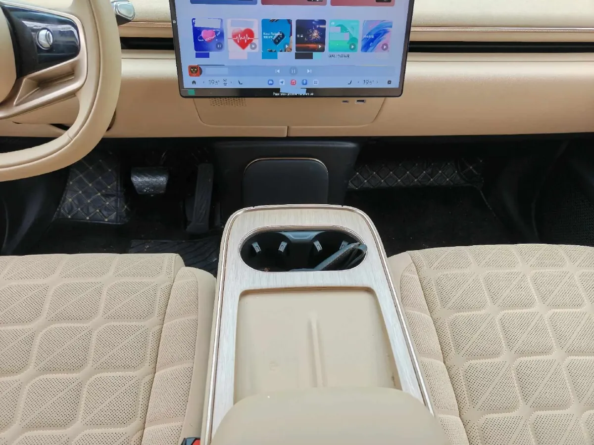 2024 Exceed Sterra ET REEV 156HP REEV 32KWH,autocango,china used car exporter,china ev exporter,chinese used car exporter,chinese used ev exporter