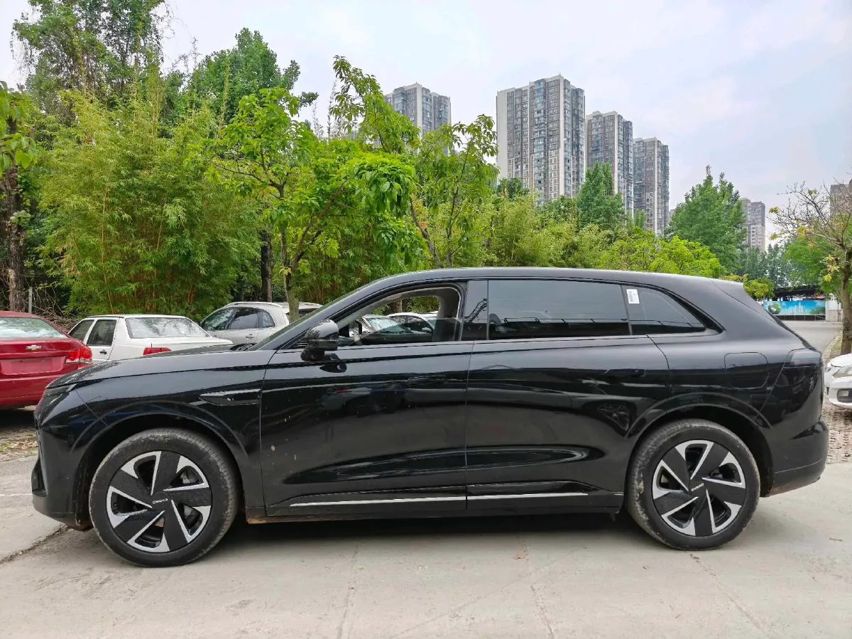 2024 Exceed Sterra ET REEV 156HP REEV 32KWH,autocango,china used car exporter,china ev exporter,chinese used car exporter,chinese used ev exporter