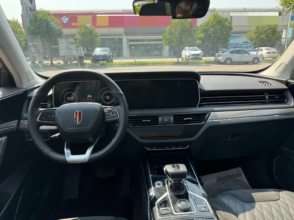 2022 HongQi HS5 2.0T 224HP L4 6AT,autocango,china used car exporter,china ev exporter,chinese used car exporter,chinese used ev exporter