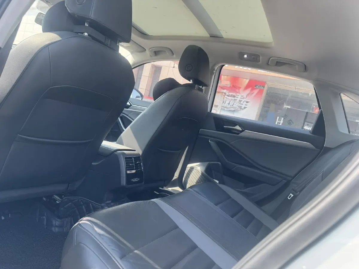 2021 Volkswagen Sagitar 1.4T 150HP L4 7DCT,autocango,china used car exporter,china ev exporter,chinese used car exporter,chinese used ev exporter