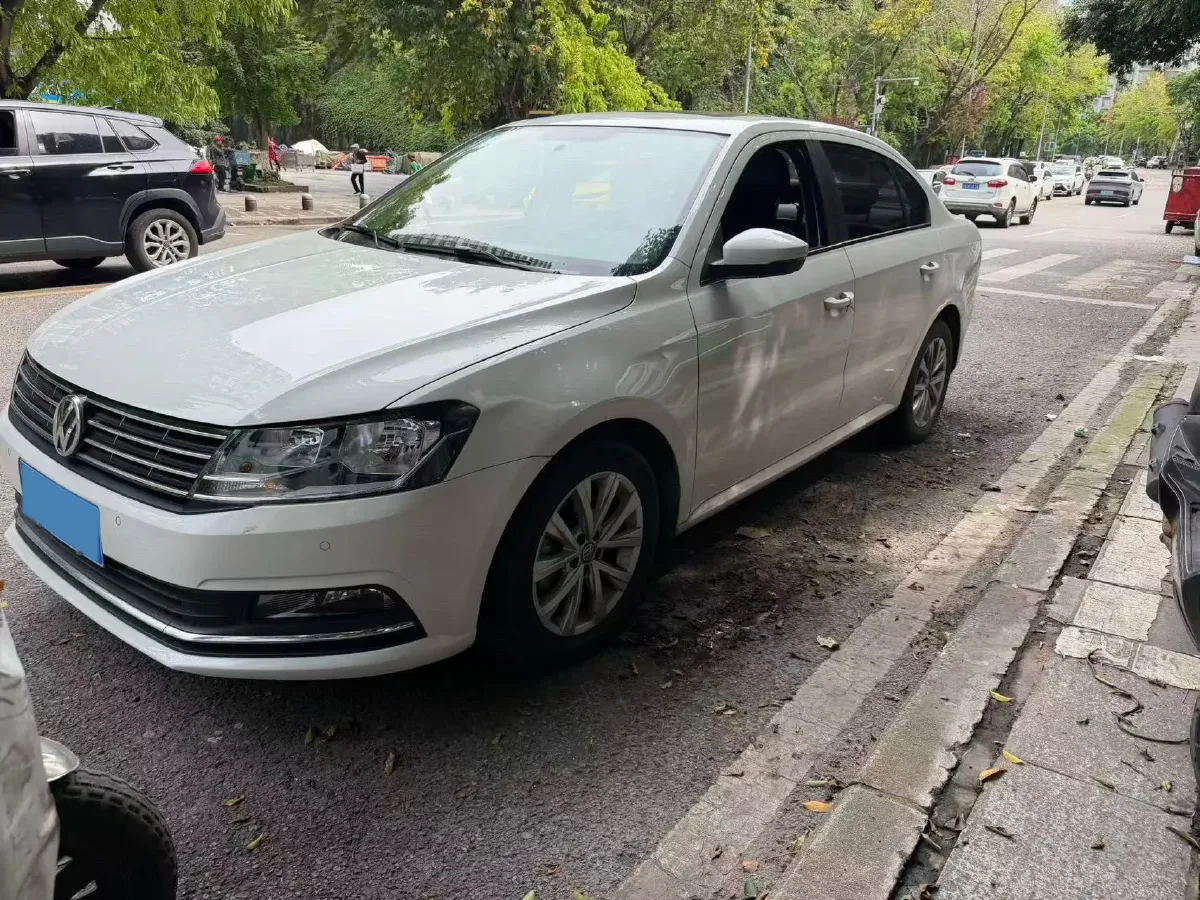 2017 Volkswagen Lavida 1.4T 131HP L4 7DCT,autocango,china used car exporter,china ev exporter,chinese used car exporter,chinese used ev exporter