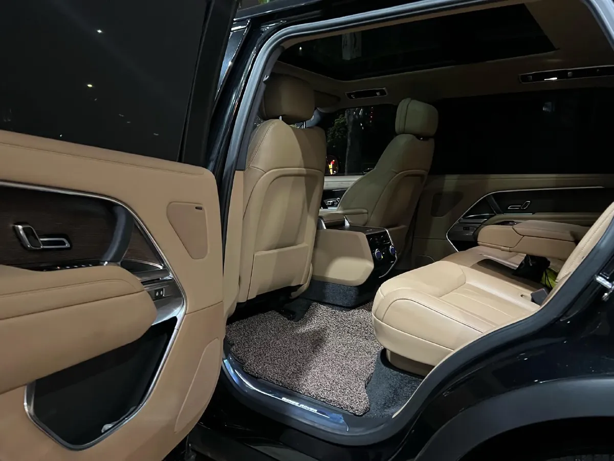 2025 Land Rover Range Rover 3.0T 400HP L6 8AT,autocango,china used car exporter,china ev exporter,chinese used car exporter,chinese used ev exporter