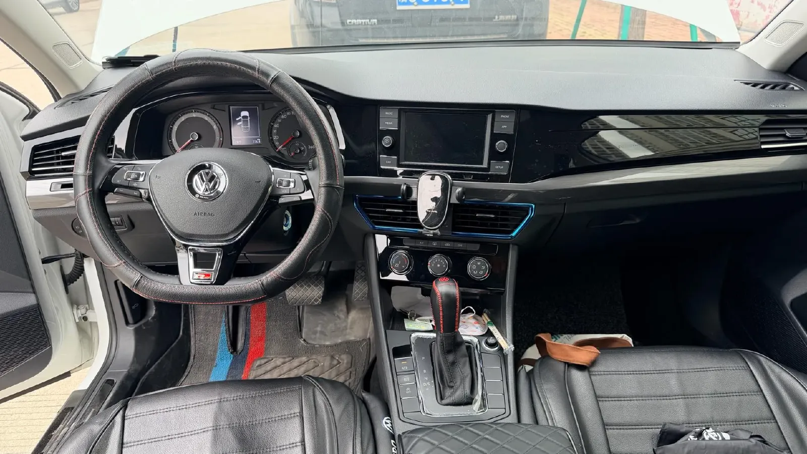 2020 Volkswagen Bora 1.5L 113HP L4 6AT,autocango,china used car exporter,china ev exporter,chinese used car exporter,chinese used ev exporter