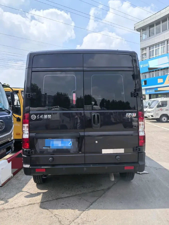 2023 Dongfeng RuiQi 7 2.0T 228HP L4 6MT,autocango,china used car exporter,china ev exporter,chinese used car exporter,chinese used ev exporter
