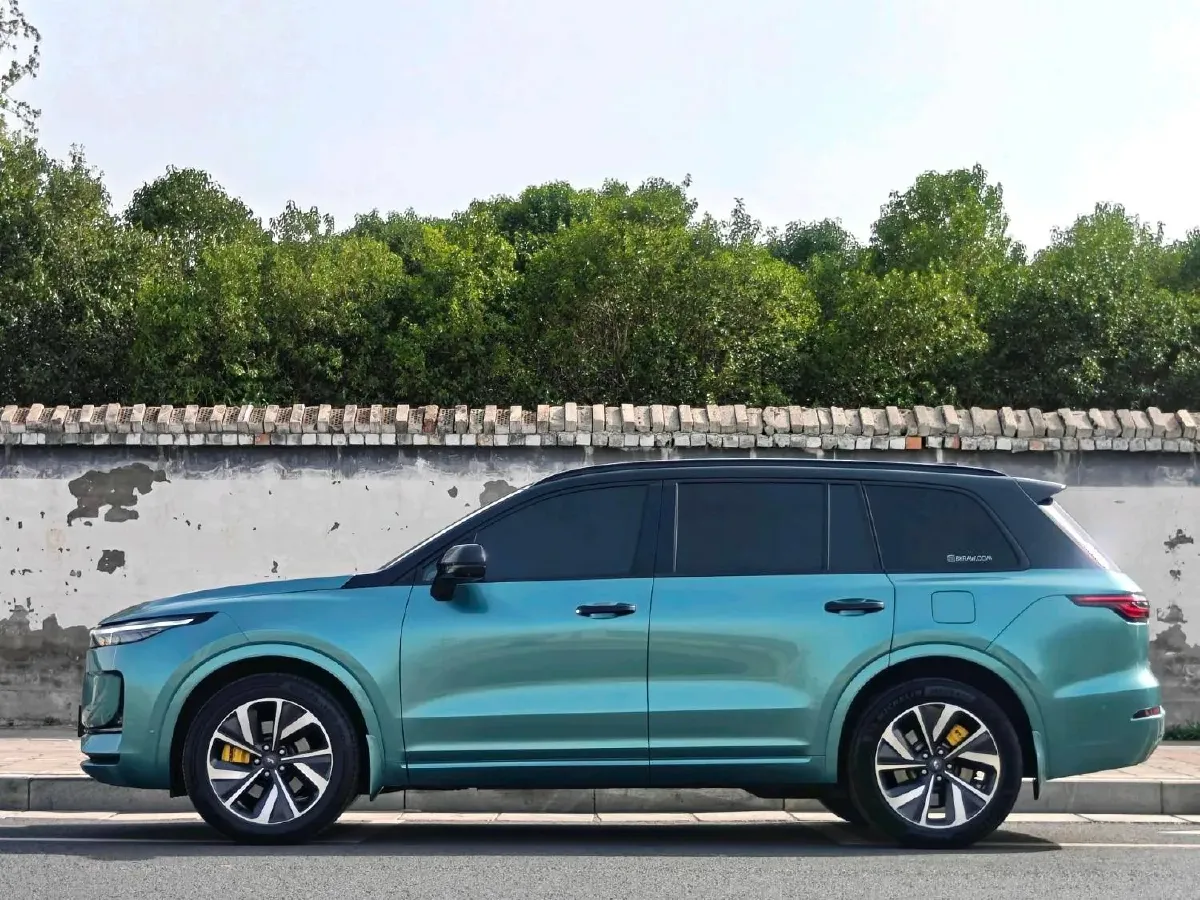 2021 Li ONE Range Extended 131HP REEV 40.5KWH,autocango,china used car exporter,china ev exporter,chinese used car exporter,chinese used ev exporter