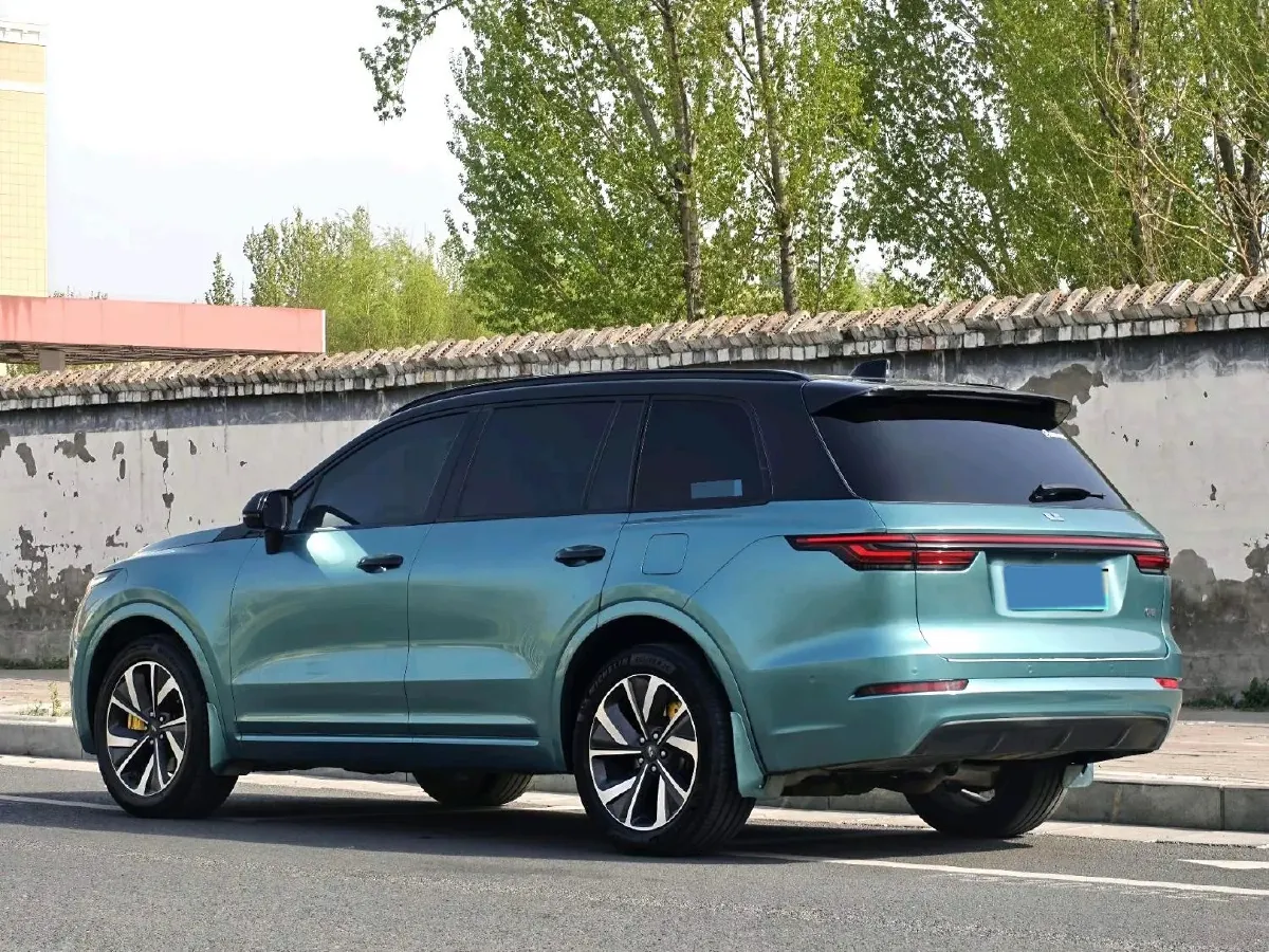2021 Li ONE Range Extended 131HP REEV 40.5KWH,autocango,china used car exporter,china ev exporter,chinese used car exporter,chinese used ev exporter