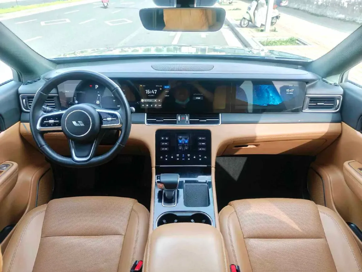 2021 Li ONE Range Extended 131HP REEV 40.5KWH,autocango,china used car exporter,china ev exporter,chinese used car exporter,chinese used ev exporter