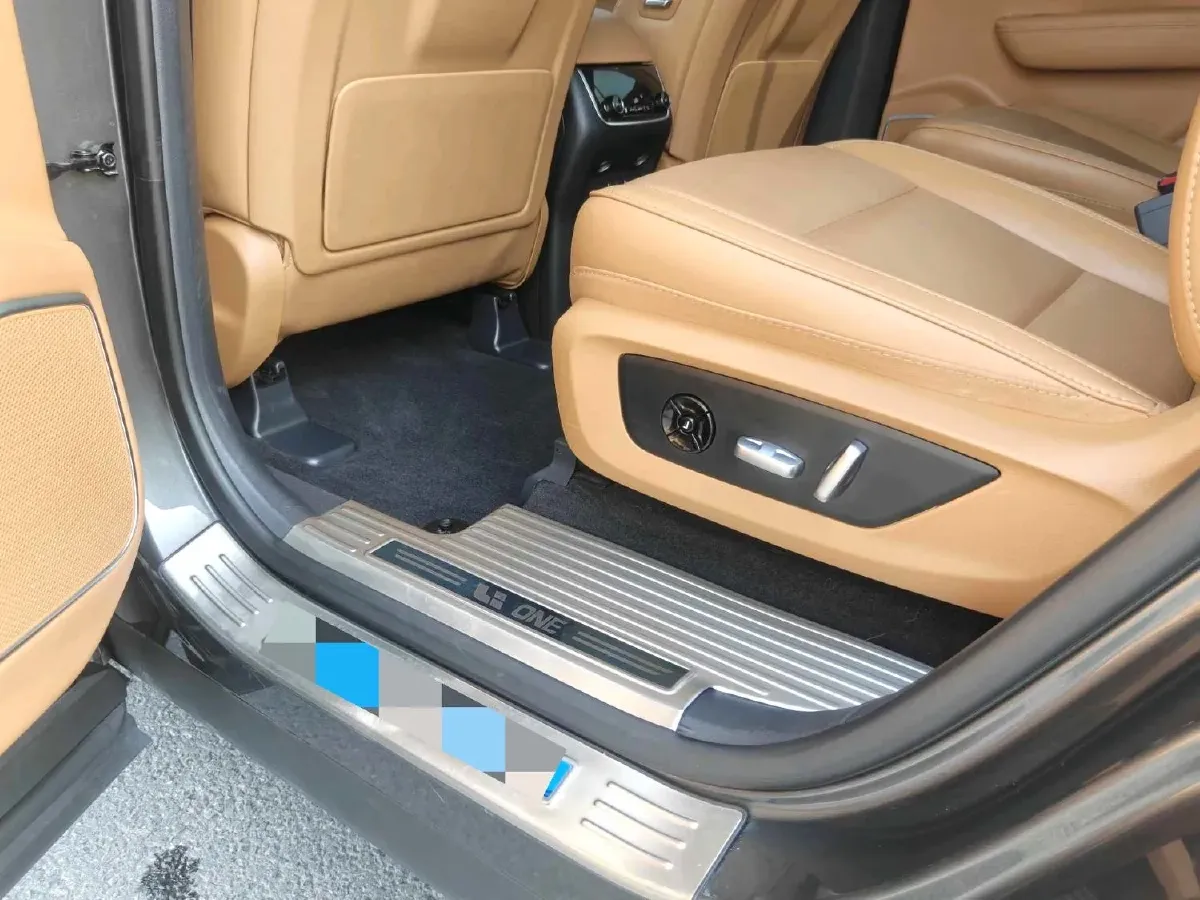 2021 Li ONE Range Extended 131HP REEV 40.5KWH,autocango,china used car exporter,china ev exporter,chinese used car exporter,chinese used ev exporter