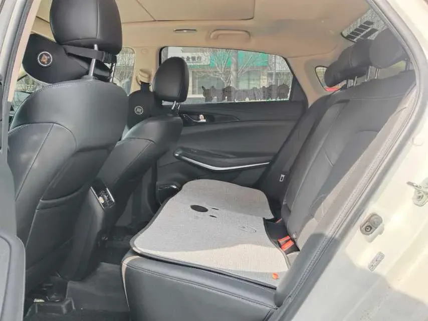 2021 ChangAn Raeton CC 1.5T 180HP L4 7DCT,autocango,china used car exporter,china ev exporter,chinese used car exporter,chinese used ev exporter