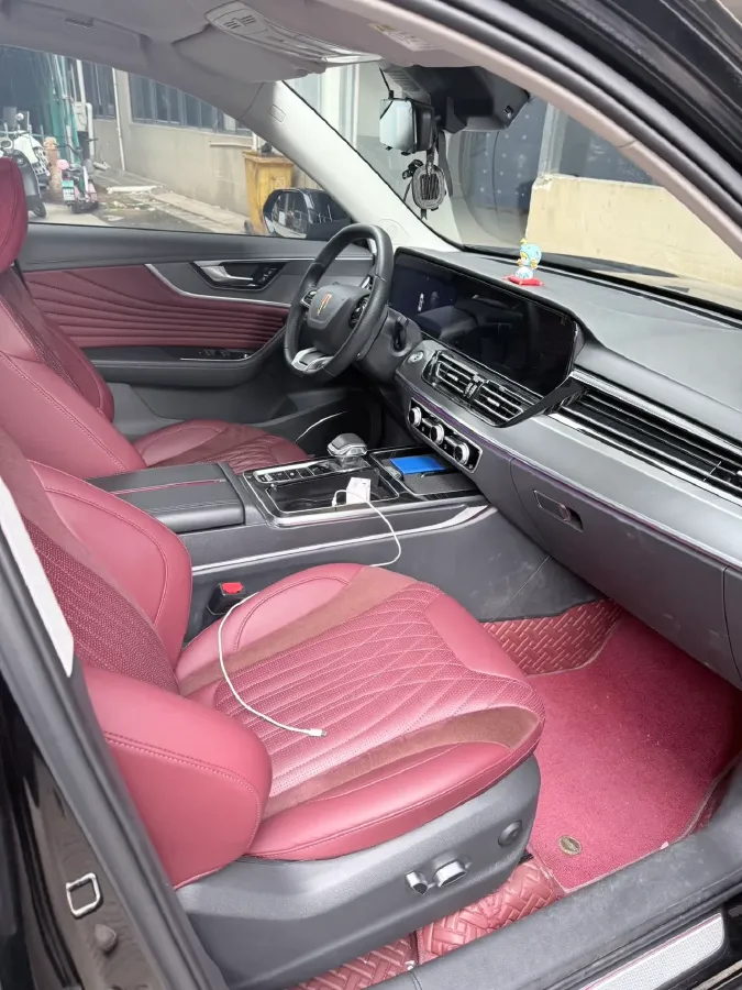 2023 HongQi HS5 2.0T 252HP L4 8AT,autocango,china used car exporter,china ev exporter,chinese used car exporter,chinese used ev exporter
