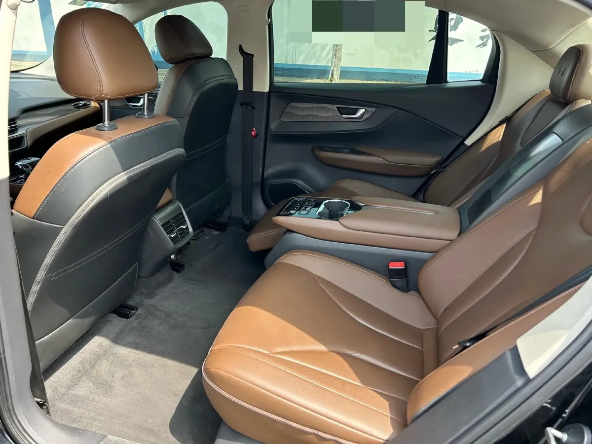 2022 HongQi E-QM5 BEV 56KWH,autocango,china used car exporter,china ev exporter,chinese used car exporter,chinese used ev exporter