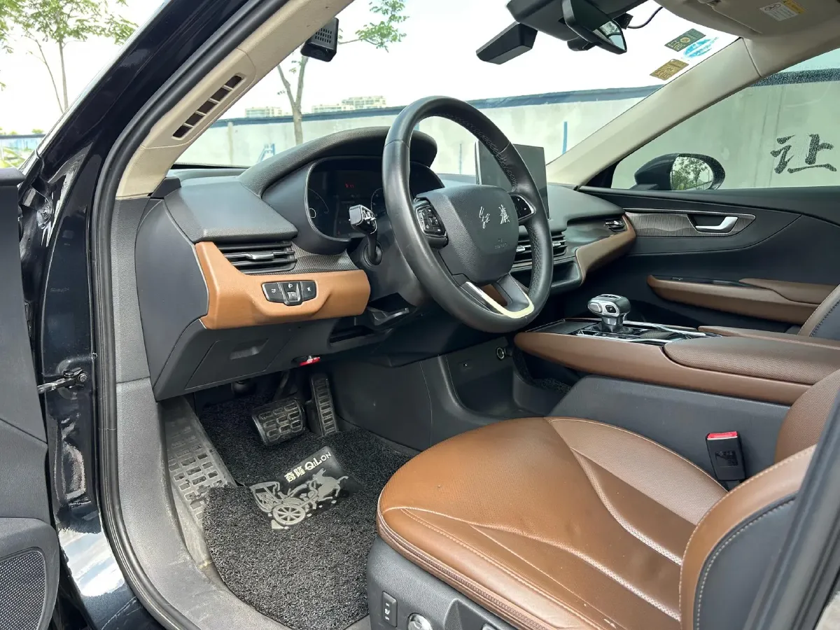 2022 HongQi E-QM5 BEV 56KWH,autocango,china used car exporter,china ev exporter,chinese used car exporter,chinese used ev exporter