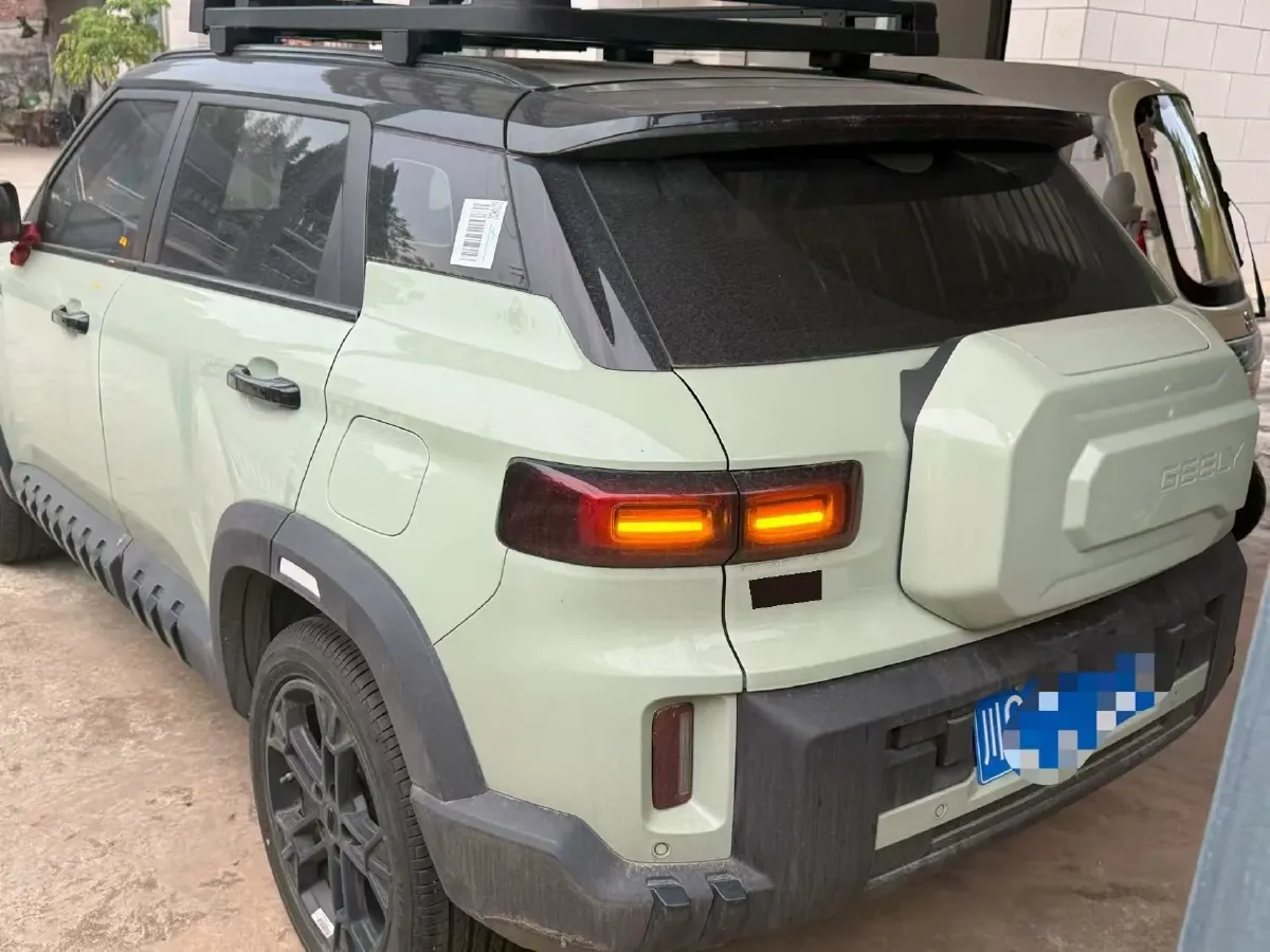 2025 Geely Cowboy 1.5T 181HP L4 7DCT,autocango,china used car exporter,china ev exporter,chinese used car exporter,chinese used ev exporter