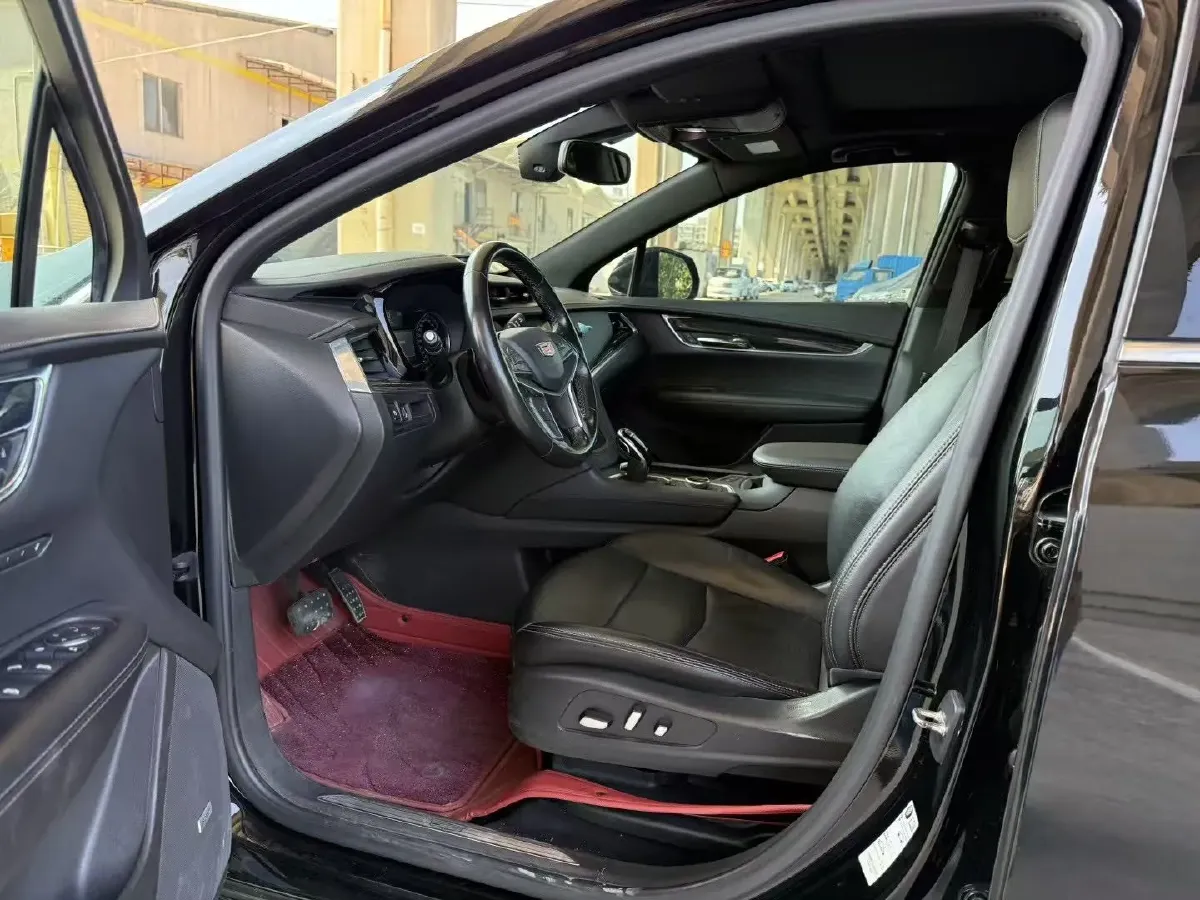 2020 Cadillac XT5 2.0T 241HP L4 9AT,autocango,china used car exporter,china ev exporter,chinese used car exporter,chinese used ev exporter