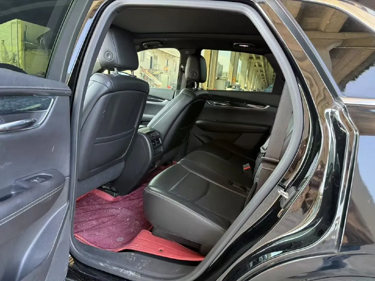 2020 Cadillac XT5 2.0T 241HP L4 9AT,autocango,china used car exporter,china ev exporter,chinese used car exporter,chinese used ev exporter