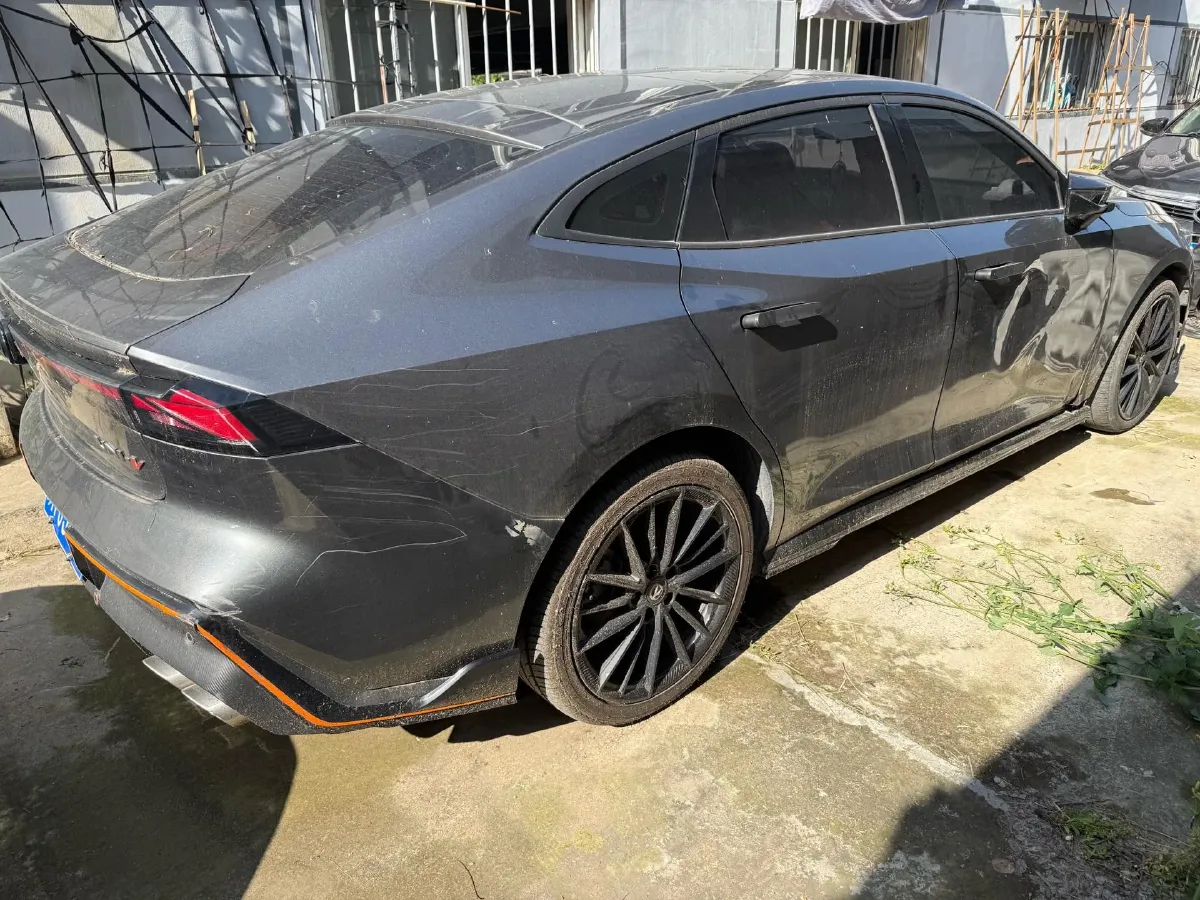 2023 ChangAn UNI-V 1.5T 188HP L4 7DCT,autocango,china used car exporter,china ev exporter,chinese used car exporter,chinese used ev exporter