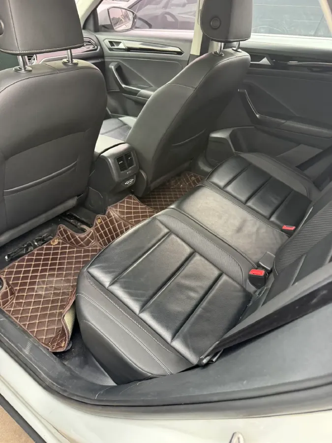 2019 Volkswagen T-Roc 1.4T 150HP L4 7DCT,autocango,china used car exporter,china ev exporter,chinese used car exporter,chinese used ev exporter