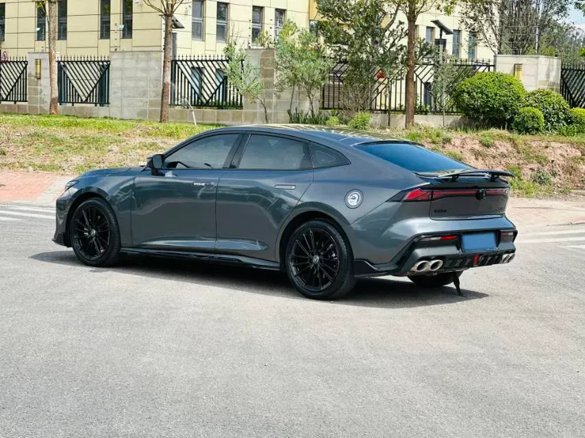 2023 ChangAn UNI-V 2.0T 233HP L4 8AT,autocango,china used car exporter,china ev exporter,chinese used car exporter,chinese used ev exporter