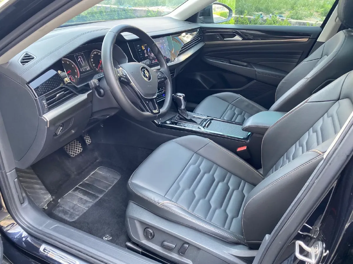 2020 Volkswagen Passat 1.4T 150HP L4 7DCT,autocango,china used car exporter,china ev exporter,chinese used car exporter,chinese used ev exporter