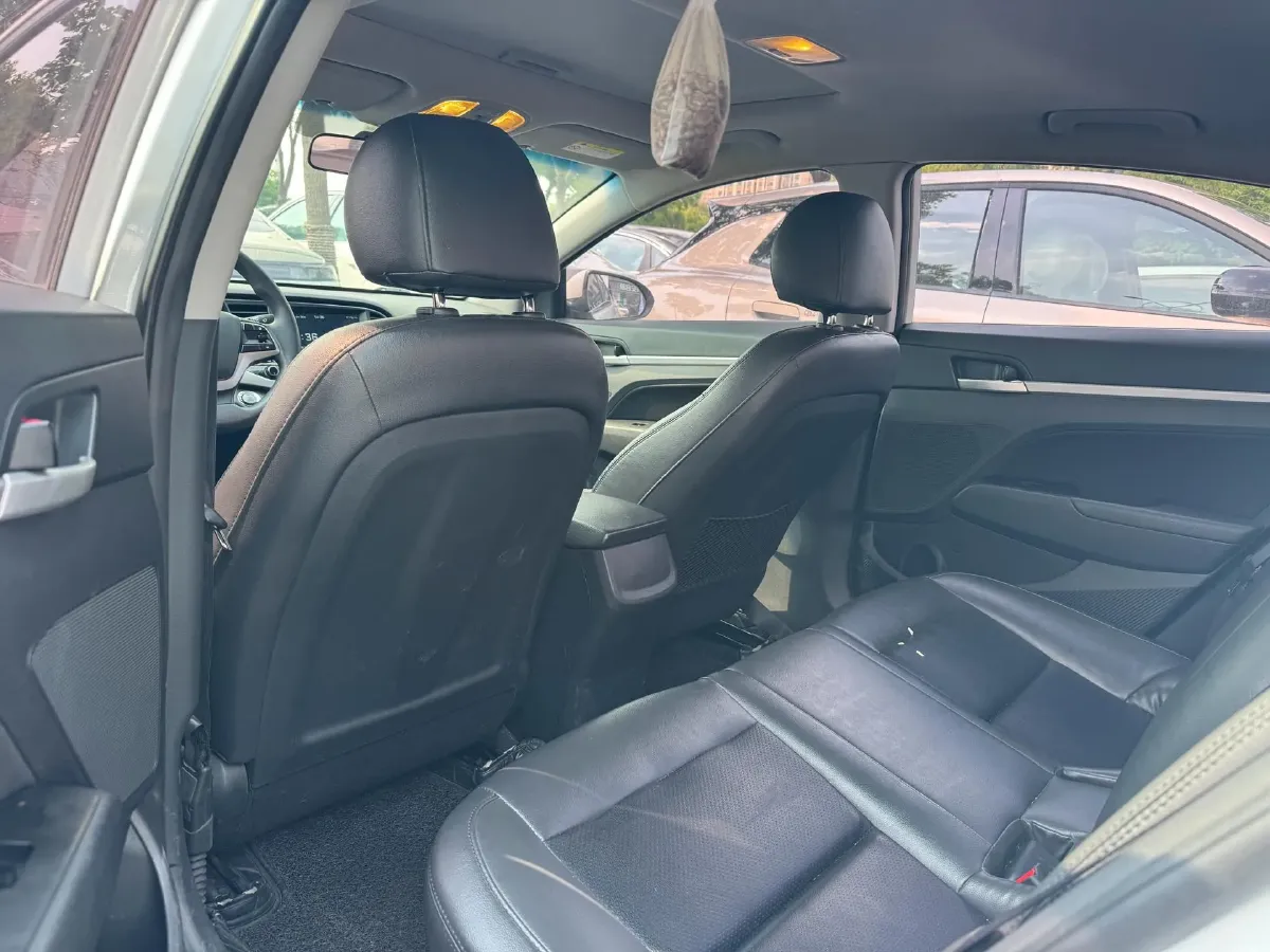 2018 Hyundai Elantra 1.6L 130HP L4 6AT,autocango,china used car exporter,china ev exporter,chinese used car exporter,chinese used ev exporter