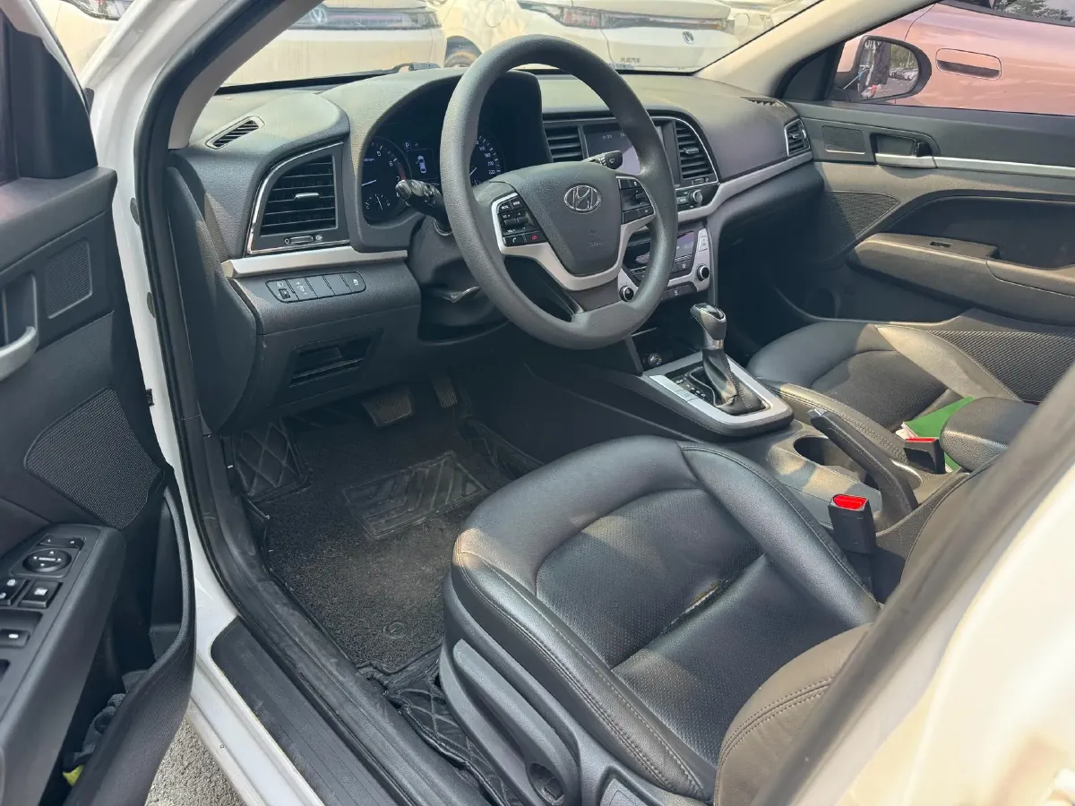 2018 Hyundai Elantra 1.6L 130HP L4 6AT,autocango,china used car exporter,china ev exporter,chinese used car exporter,chinese used ev exporter