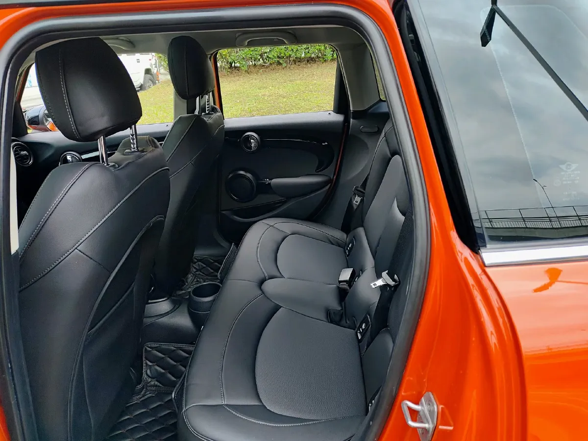 2019 MINI MINI 1.5T 136HP L3 7DCT,autocango,china used car exporter,china ev exporter,chinese used car exporter,chinese used ev exporter