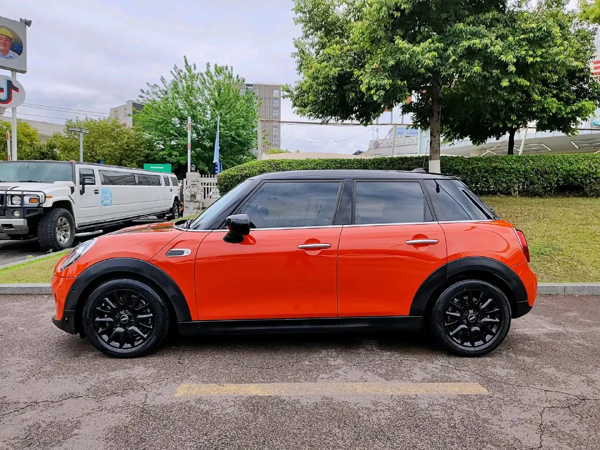 2019 MINI MINI 1.5T 136HP L3 7DCT,autocango,china used car exporter,china ev exporter,chinese used car exporter,chinese used ev exporter