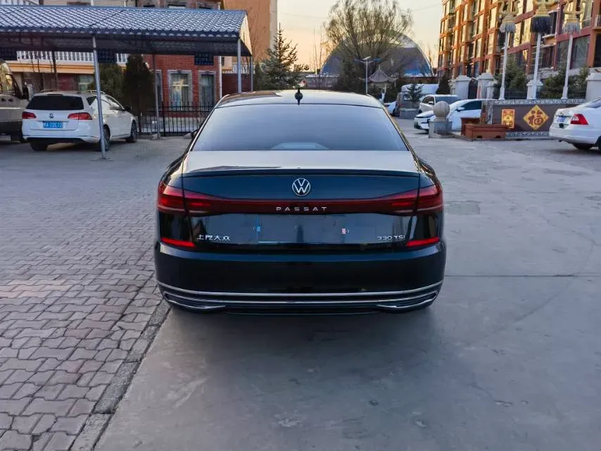 2023 Volkswagen Passat 2.0T 186HP L4 7DCT,autocango,china used car exporter,china ev exporter,chinese used car exporter,chinese used ev exporter