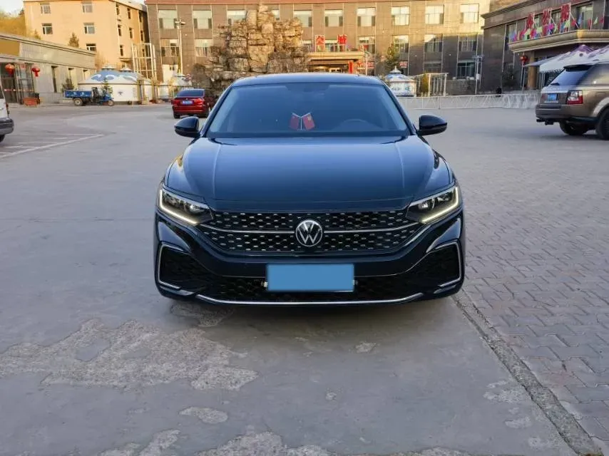 2023 Volkswagen Passat 2.0T 186HP L4 7DCT,autocango,china used car exporter,china ev exporter,chinese used car exporter,chinese used ev exporter