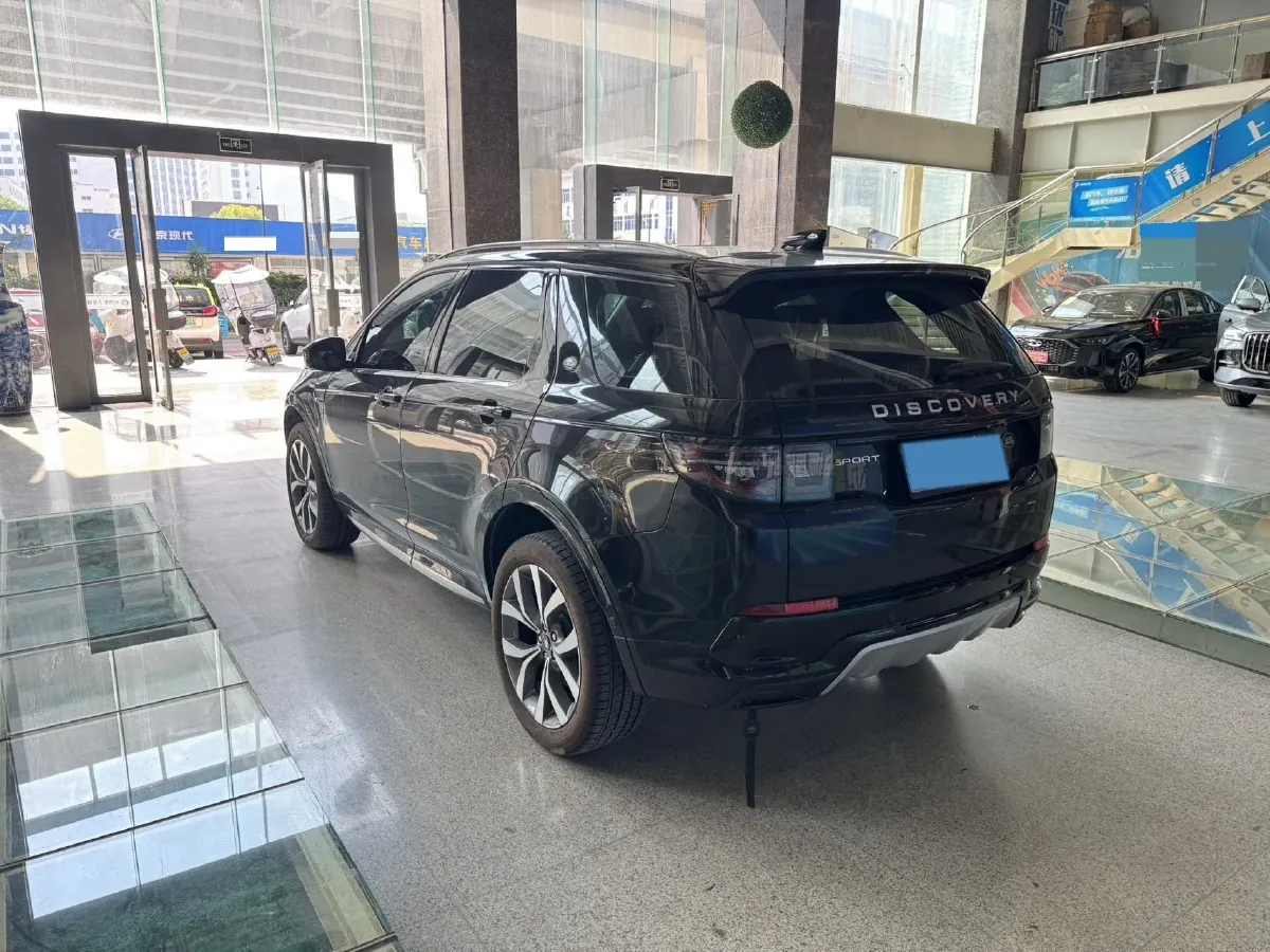 2024 Land Rover Discovery Sport 2.0T 249HP L4 9AT,autocango,china used car exporter,china ev exporter,chinese used car exporter,chinese used ev exporter