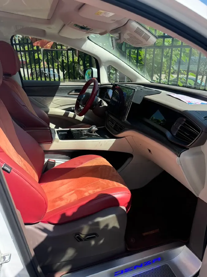 2022 HongQi HS7 3.0T 337HP V6 8AT,autocango,china used car exporter,china ev exporter,chinese used car exporter,chinese used ev exporter
