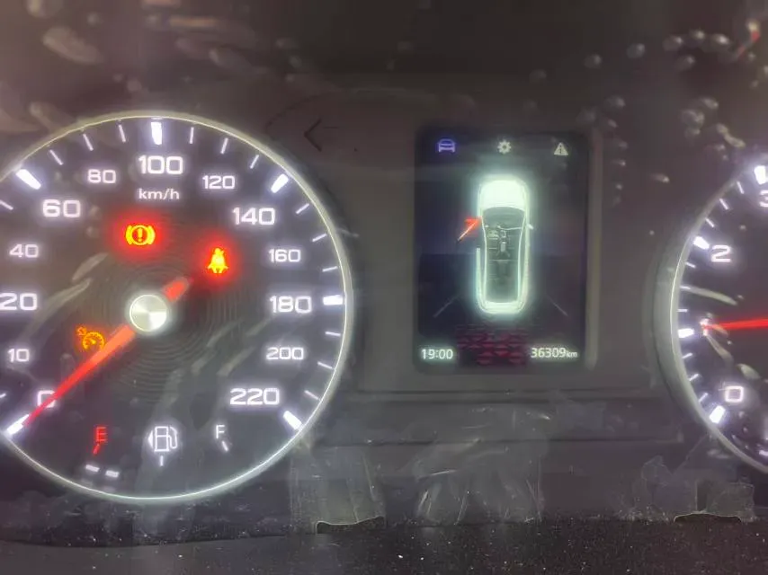 2023 MG 5 1.5L 129HP L4 5MT,autocango,china used car exporter,china ev exporter,chinese used car exporter,chinese used ev exporter