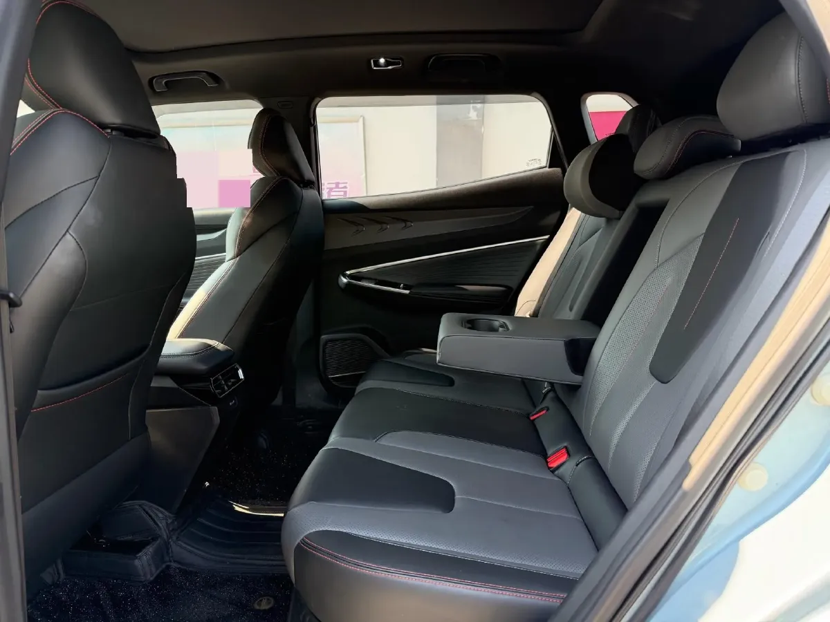 2023 Geely Azkarra 1.5T 181HP L4 7DCT,autocango,china used car exporter,china ev exporter,chinese used car exporter,chinese used ev exporter