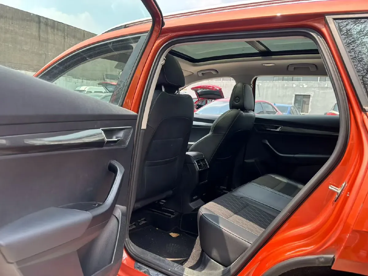 2018 Skoda Octavia 1.4T 150HP L4 7DCT,autocango,china used car exporter,china ev exporter,chinese used car exporter,chinese used ev exporter