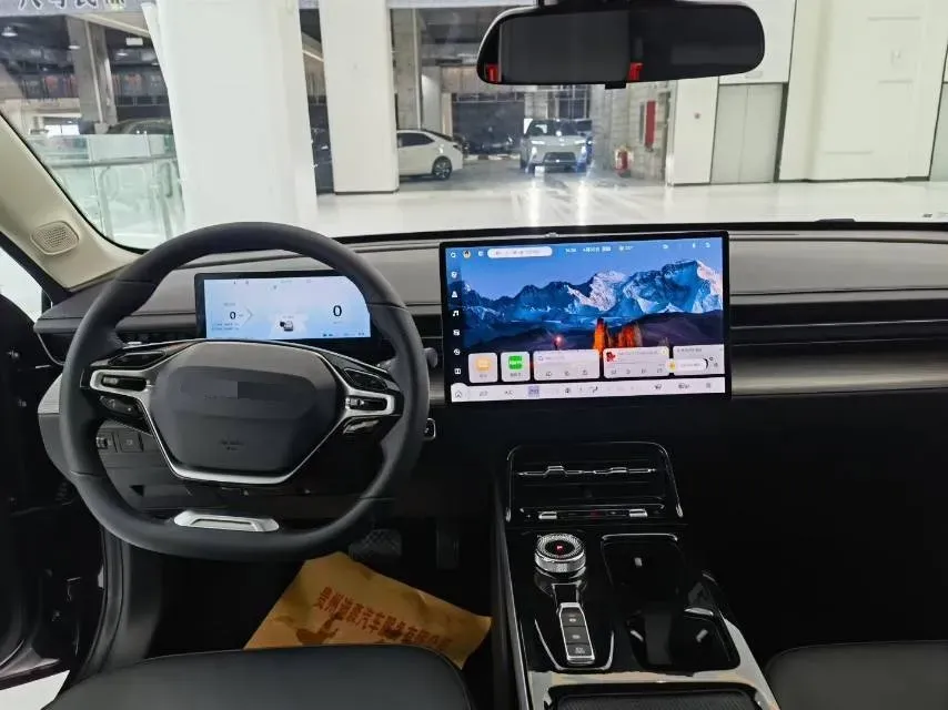 2023 WuLing XingGuang 1.5L 106HP L4 E-CVT PHEV 20.5KWH,autocango,china used car exporter,china ev exporter,chinese used car exporter,chinese used ev exporter