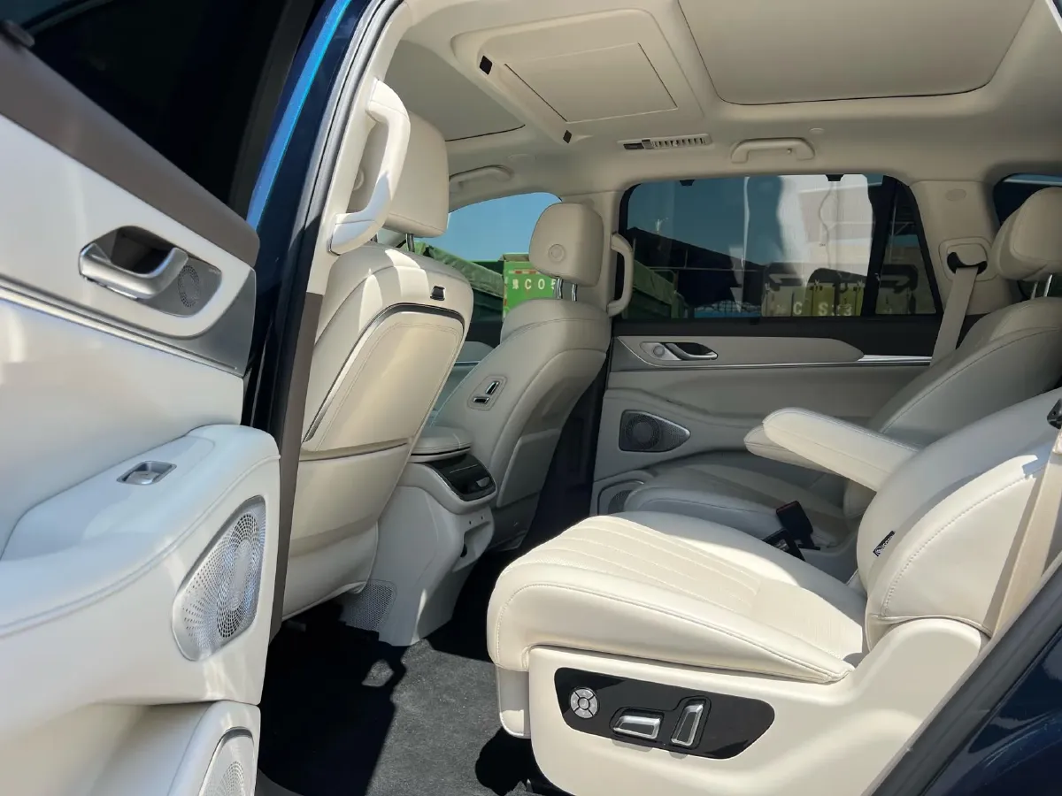 2025 WEY BlueMountain 1.5T 170HP L4 4DHT PHEV 44.5KWH,autocango,china used car exporter,china ev exporter,chinese used car exporter,chinese used ev exporter