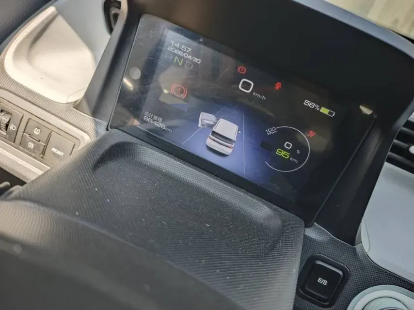 2022 WuLing HongGuang MINI EV BEV 13.9KWH,autocango,china used car exporter,china ev exporter,chinese used car exporter,chinese used ev exporter