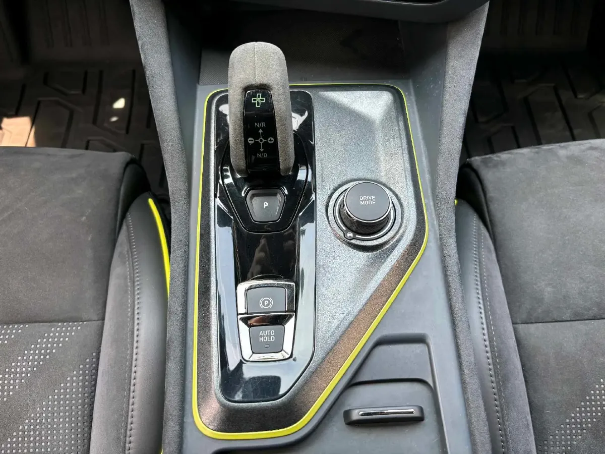 2020 LYNK&CO 03 2.0T 254HP L4 8AT,autocango,china used car exporter,china ev exporter,chinese used car exporter,chinese used ev exporter