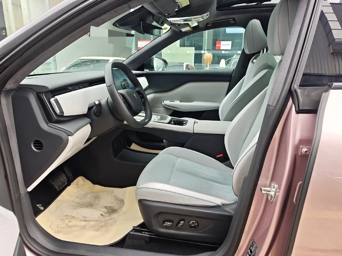 2024 Voyah ZhiYin BEV 77KWH,autocango,china used car exporter,china ev exporter,chinese used car exporter,chinese used ev exporter