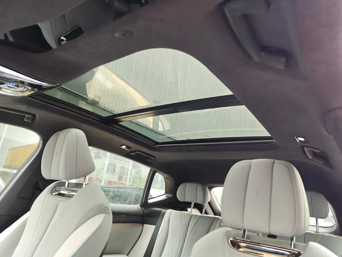 2024 Voyah ZhiYin BEV 77KWH,autocango,china used car exporter,china ev exporter,chinese used car exporter,chinese used ev exporter