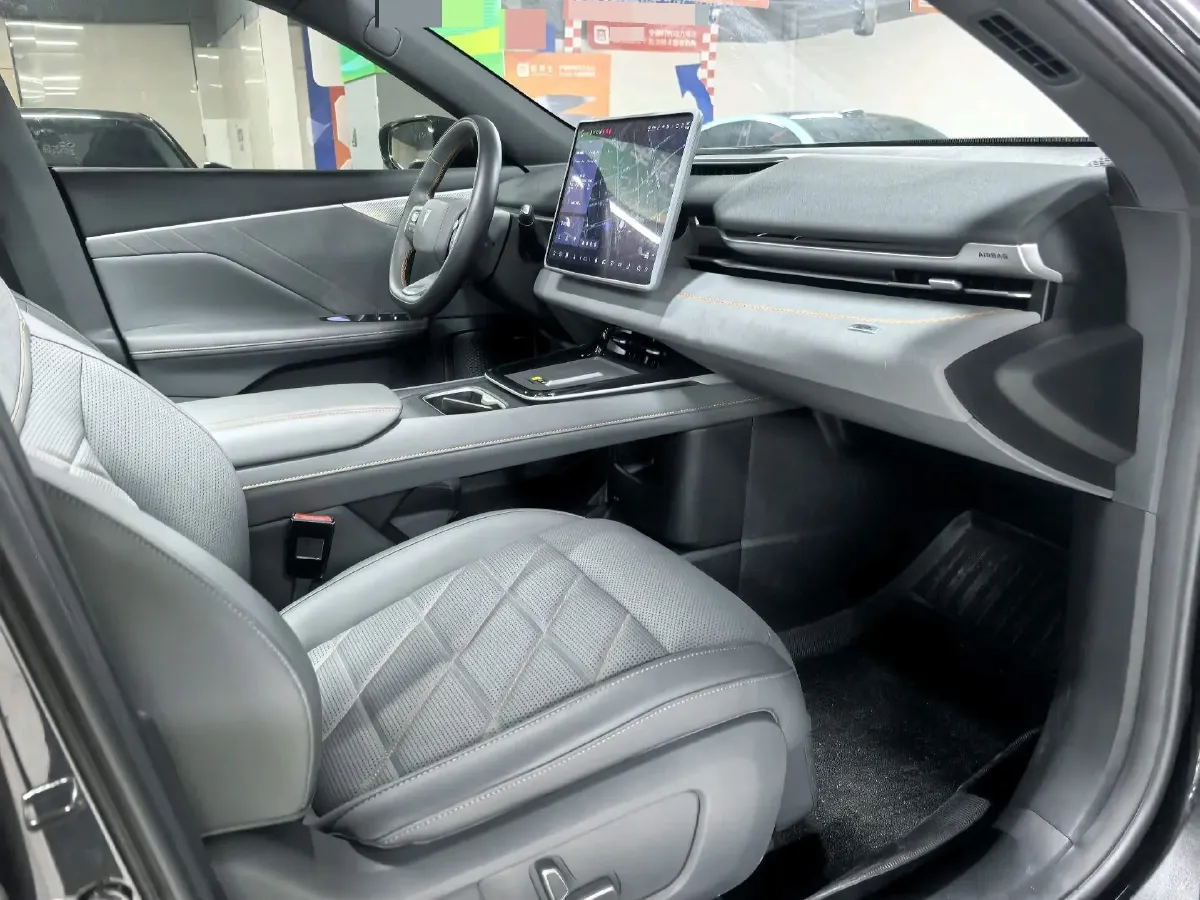 2025 ChangAn QiYuan A07 BEV 56.1KWH,autocango,china used car exporter,china ev exporter,chinese used car exporter,chinese used ev exporter