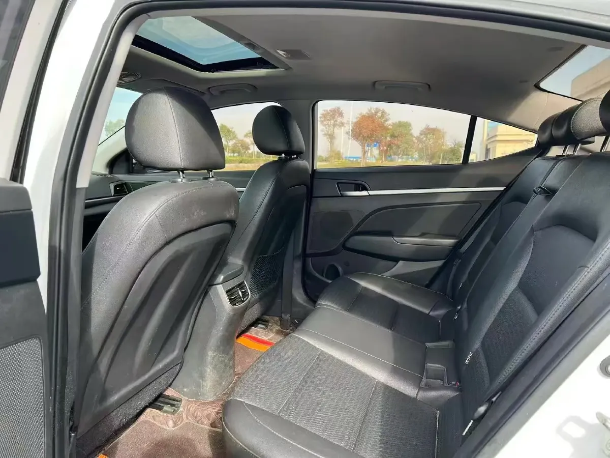 2019 Hyundai Elantra 1.5L 115HP L4 CVT,autocango,china used car exporter,china ev exporter,chinese used car exporter,chinese used ev exporter