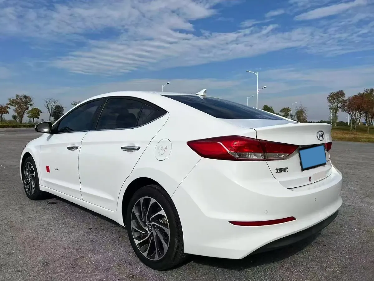 2019 Hyundai Elantra 1.5L 115HP L4 CVT,autocango,china used car exporter,china ev exporter,chinese used car exporter,chinese used ev exporter