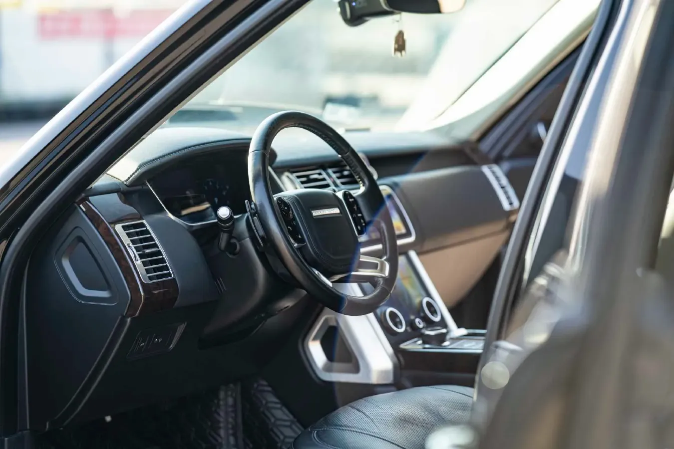 2020 Land Rover Range Rover 3.0T 360HP L6 8AT,autocango,china used car exporter,china ev exporter,chinese used car exporter,chinese used ev exporter