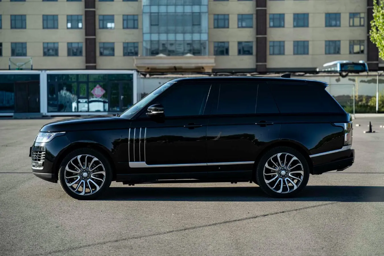 2020 Land Rover Range Rover 3.0T 360HP L6 8AT,autocango,china used car exporter,china ev exporter,chinese used car exporter,chinese used ev exporter