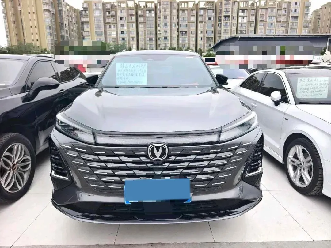 2022 ChangAn CS75 Plus 1.5T 188HP L4 8AT,autocango,china used car exporter,china ev exporter,chinese used car exporter,chinese used ev exporter