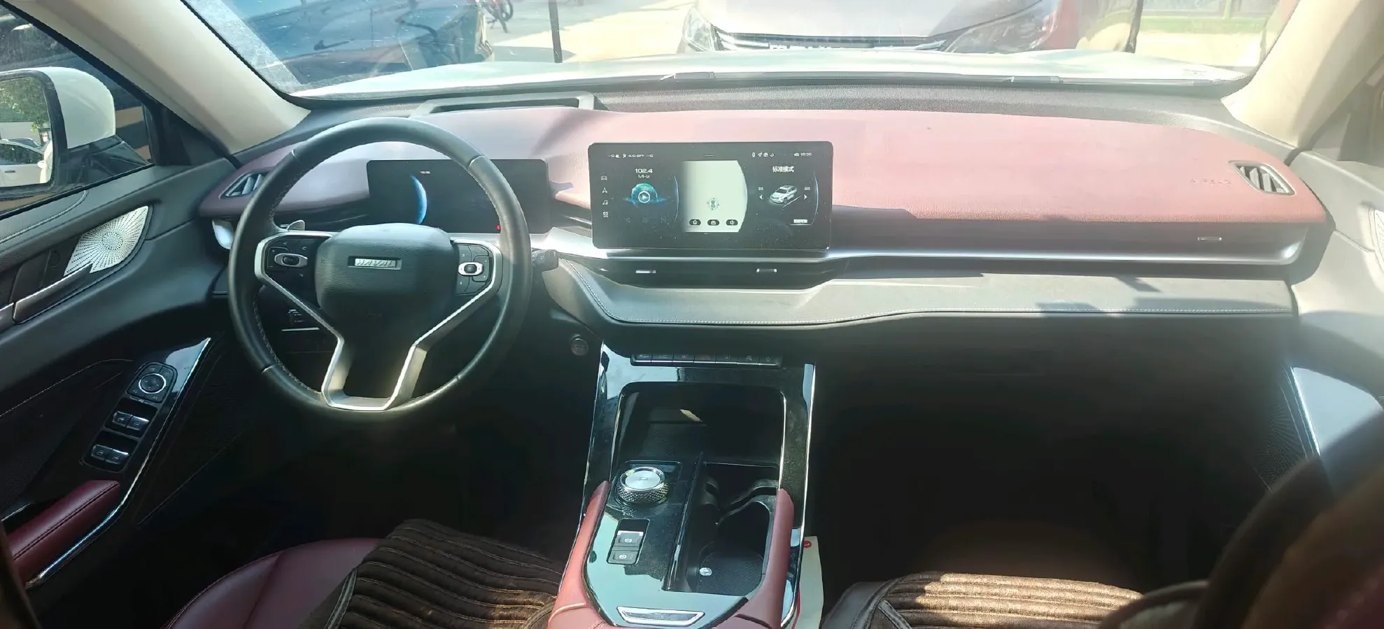 2021 Haval H6 1.5T 169HP L4 7DCT,autocango,china used car exporter,china ev exporter,chinese used car exporter,chinese used ev exporter